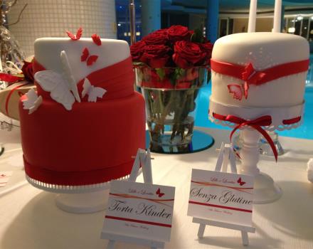Matrimonio torta kinder e gluten free rossa  - Best Western Premier Villa Fabiano Palace Hotel
